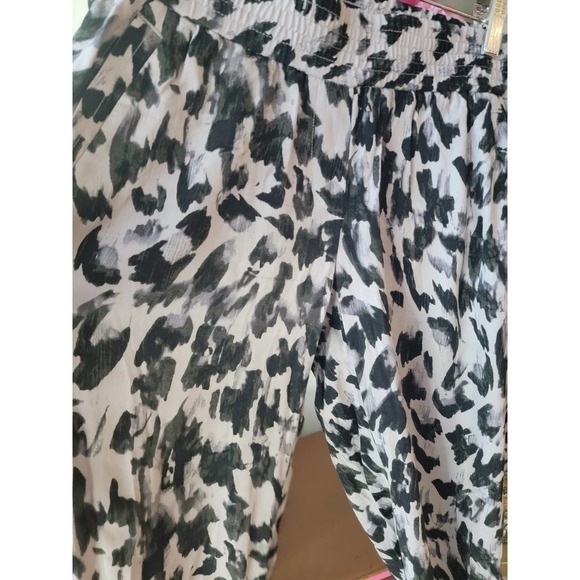 Ann Taylor the Loft Camouflage Jogger Pants - X Small - Picture 6 of 7